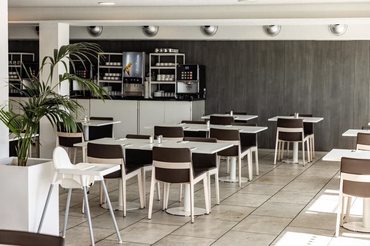 1 bedroom Apartment for sale in Playa del Ingles with pool - € 150,000 (Ref: 8697462)