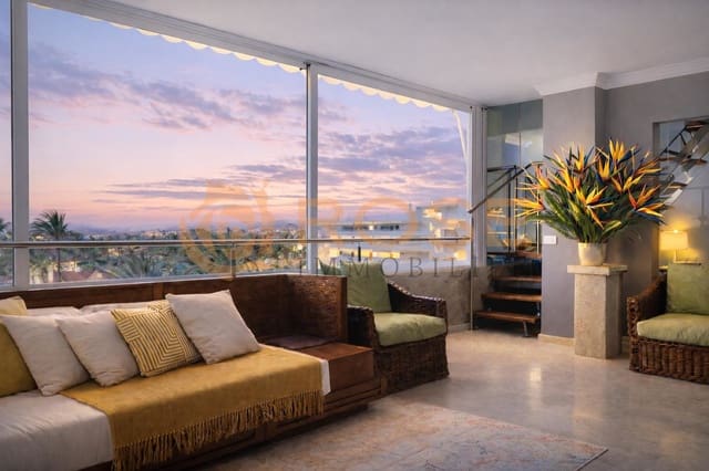 3 Zimmer Penthouse zu verkaufen in Playa del Inglés, San Bartolomé de Tirajana mit Pool - 869.000 € (Ref: 8990236)