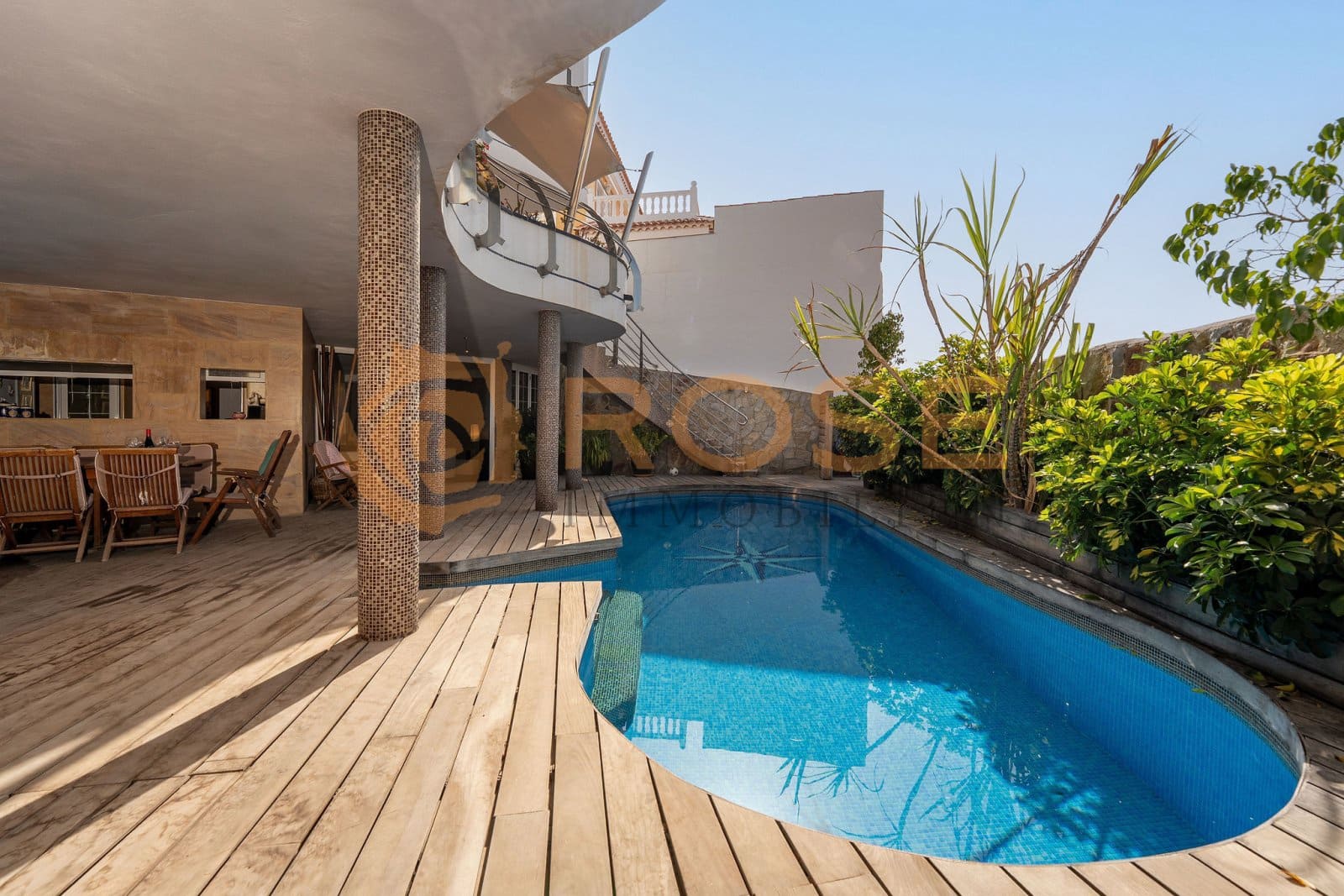 5 sypialnia Willa na sprzedaż w Playa del Ingles z basenem garażem - 1 350 000 € (Ref: 9000535)