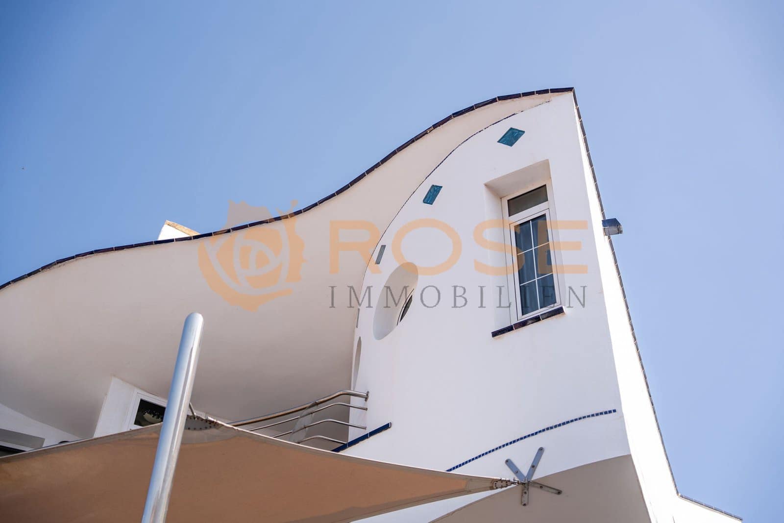 5 sypialnia Willa na sprzedaż w Playa del Ingles z basenem garażem - 1 350 000 € (Ref: 9000535)