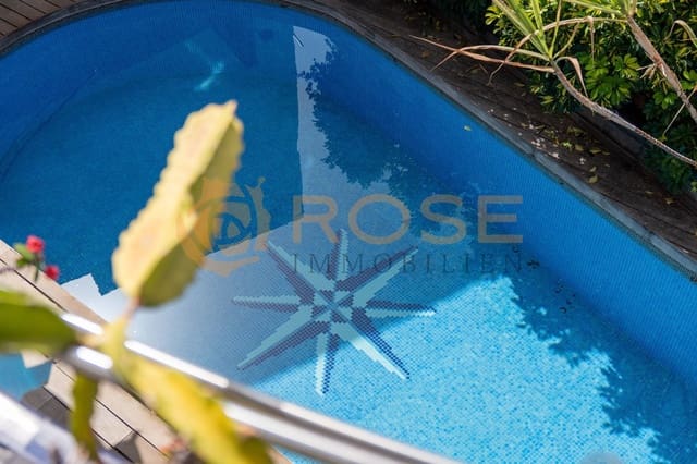 5 Zimmer Villa zu verkaufen in Playa del Inglés, San Bartolomé de Tirajana mit Pool Garage - 1.350.000 € (Ref: 9000535)