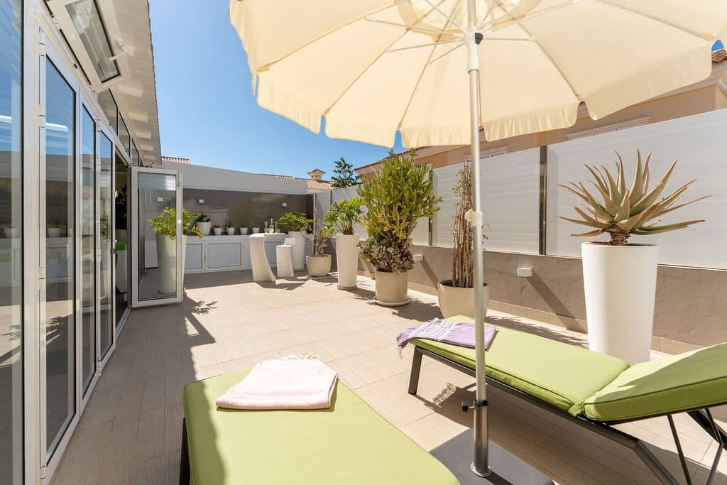 3 soveværelse Byhus til salg i Maspalomas med swimmingpool - € 749.000 (Ref: 9000536)