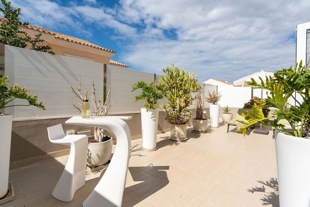 3 soveværelse Byhus til salg i Maspalomas med swimmingpool - € 749.000 (Ref: 9000536)