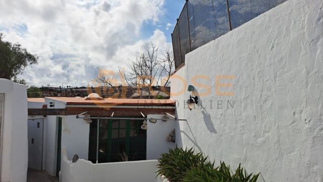 9 bedroom Finca/Country House for sale in El Salobre, San Bartolomé de Tirajana with pool - € 1,200,000 (Ref: 9095561)
