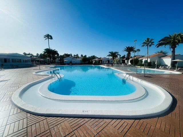 1 soveværelse Bungalow til leje i Maspalomas, San Bartolomé de Tirajana med swimmingpool garage - € 1.700 (Ref: 9169282)