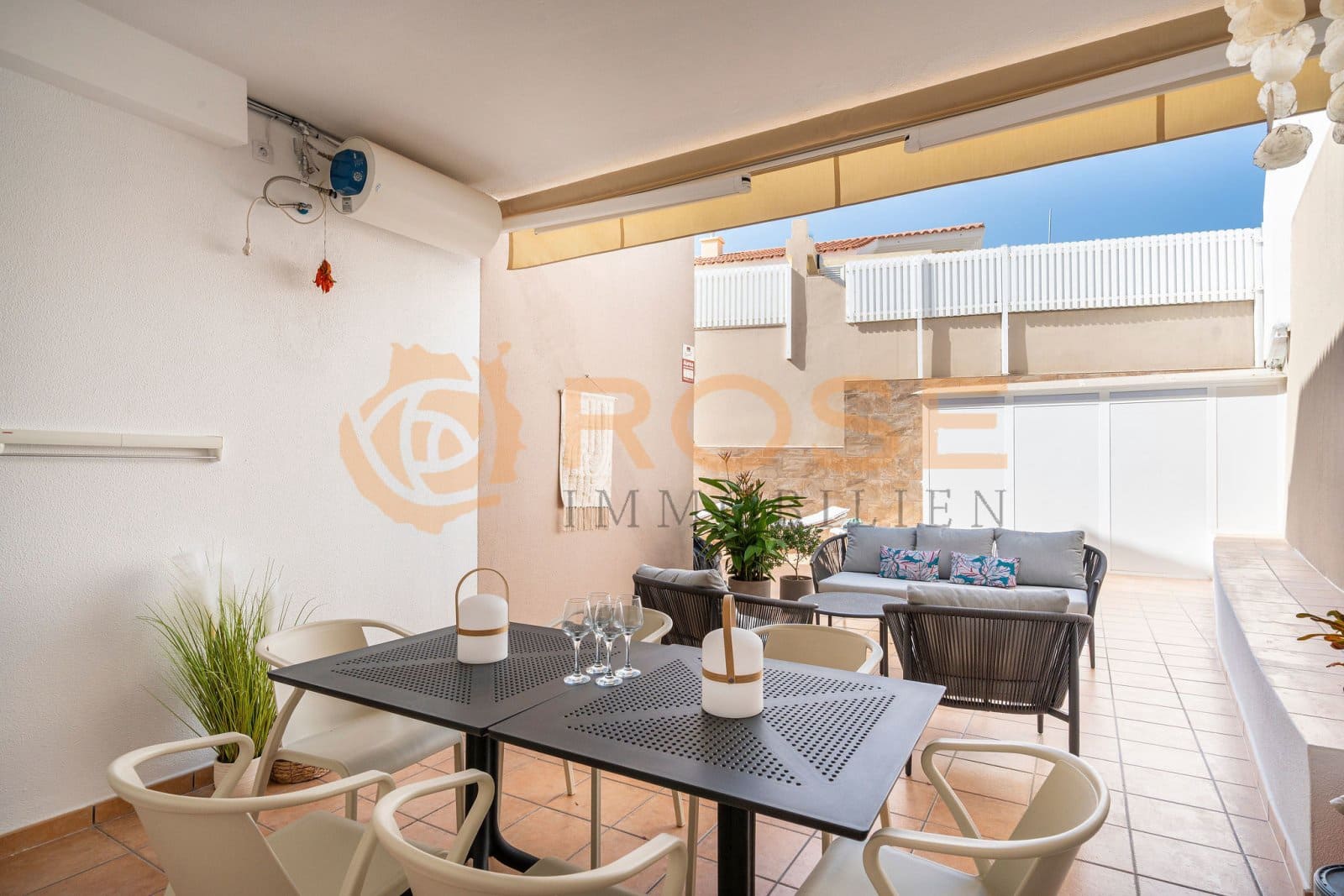 3 bedroom Apartment for sale in Patalavaca with pool - € 595,000 (Ref: 9170435)