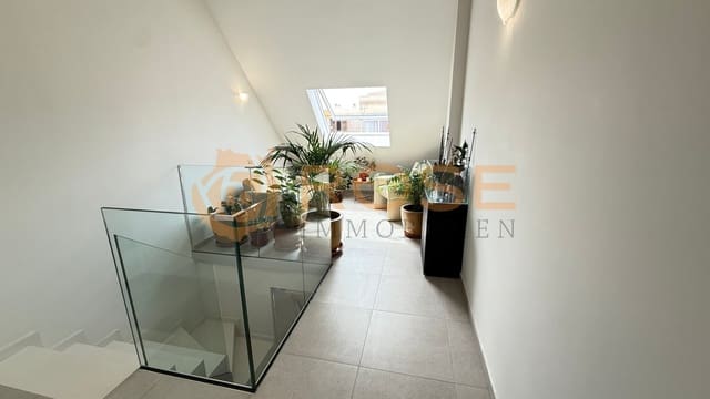 3 chambre Penthouse à vendre à Las Palmas de Gran Canaria - 480 000 € (Ref: 9196306)