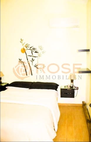 1 bedroom Bungalow for sale in Playa del Inglés, San Bartolomé de Tirajana with pool - € 335,000 (Ref: 9227802)