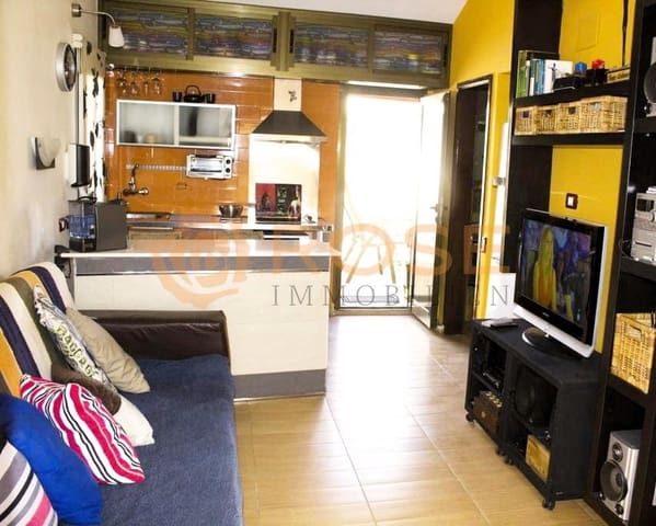 1 bedroom Bungalow for sale in Playa del Inglés, San Bartolomé de Tirajana with pool - € 335,000 (Ref: 9227802)