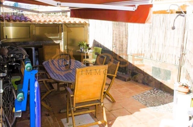1 bedroom Bungalow for sale in Playa del Inglés, San Bartolomé de Tirajana with pool - € 335,000 (Ref: 9227802)