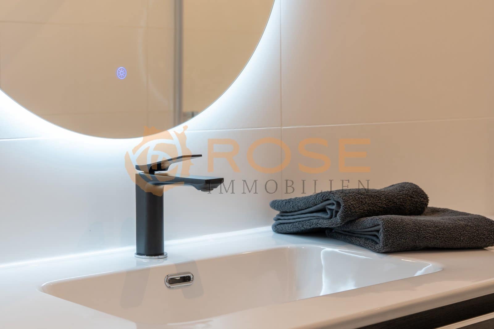 1 sypialnia Apartament na sprzedaż w Playa del Ingles z basenem - 259 000 € (Ref: 9346643)