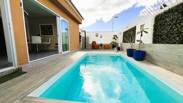 3 camera da letto Villetta Bifamiliare in vendita in Playa del Inglés, San Bartolomé de Tirajana con piscina garage - 940.000 € (Rif: 9480682)