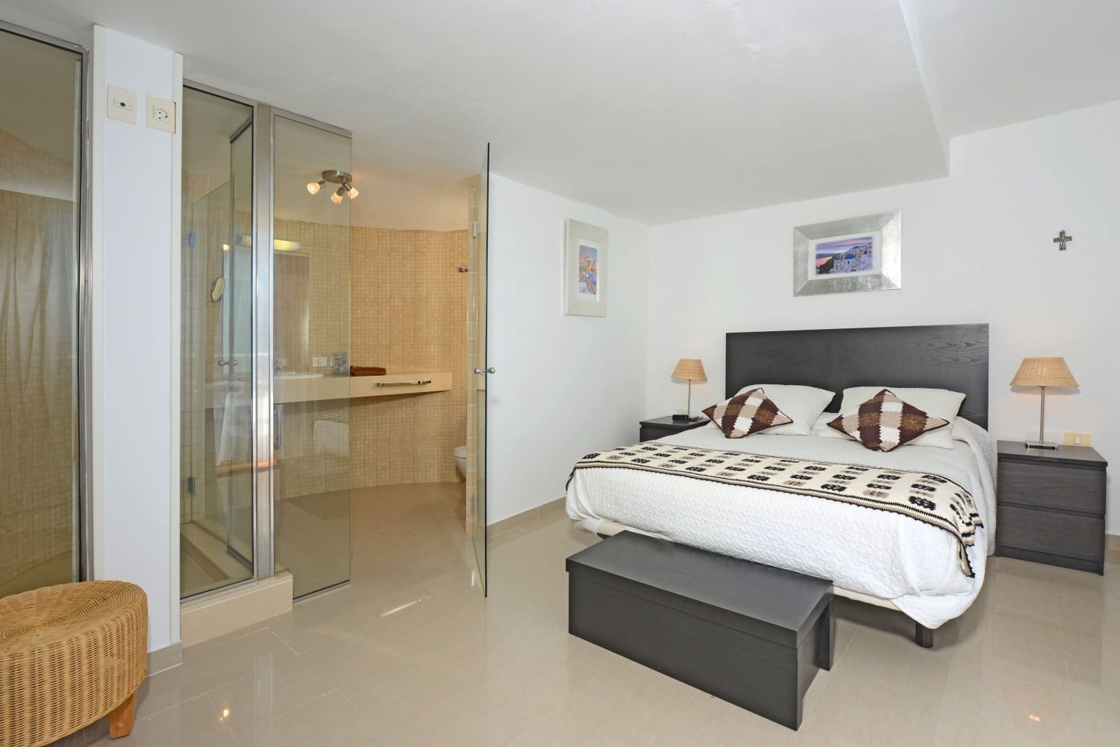 4 soverom Villa til salgs i Montana la Data med svømmebasseng - € 649 000 (Ref: 9566680)