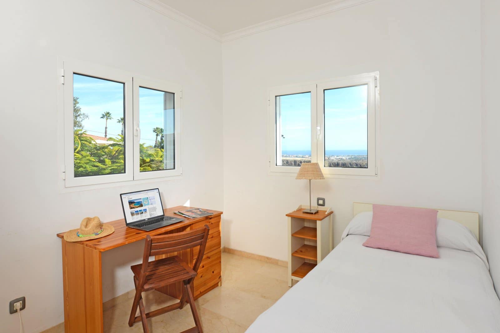 4 soverom Villa til salgs i Montana la Data med svømmebasseng - € 649 000 (Ref: 9566680)