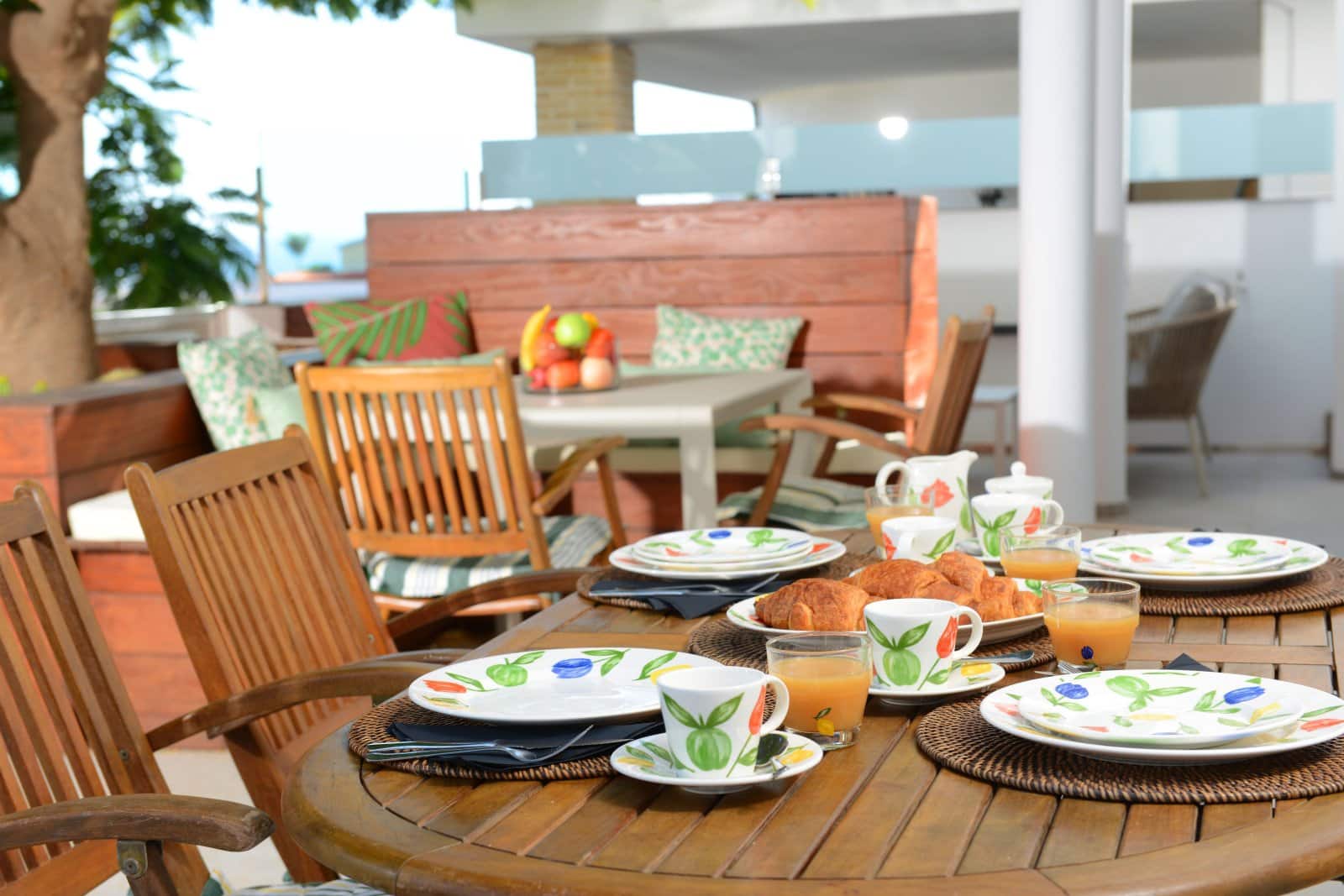 4 soverom Villa til salgs i Montana la Data med svømmebasseng - € 649 000 (Ref: 9566680)