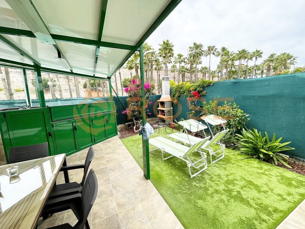 2 bedroom Bungalow for sale in Maspalomas with pool garage - € 315,000 (Ref: 9585247)