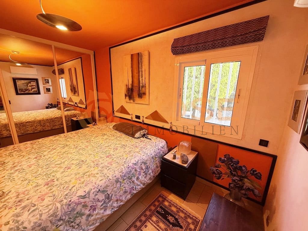 2 soveværelse Bungalow til salg i Playa del Ingles med swimmingpool garage - € 650.000 (Ref: 9782190)