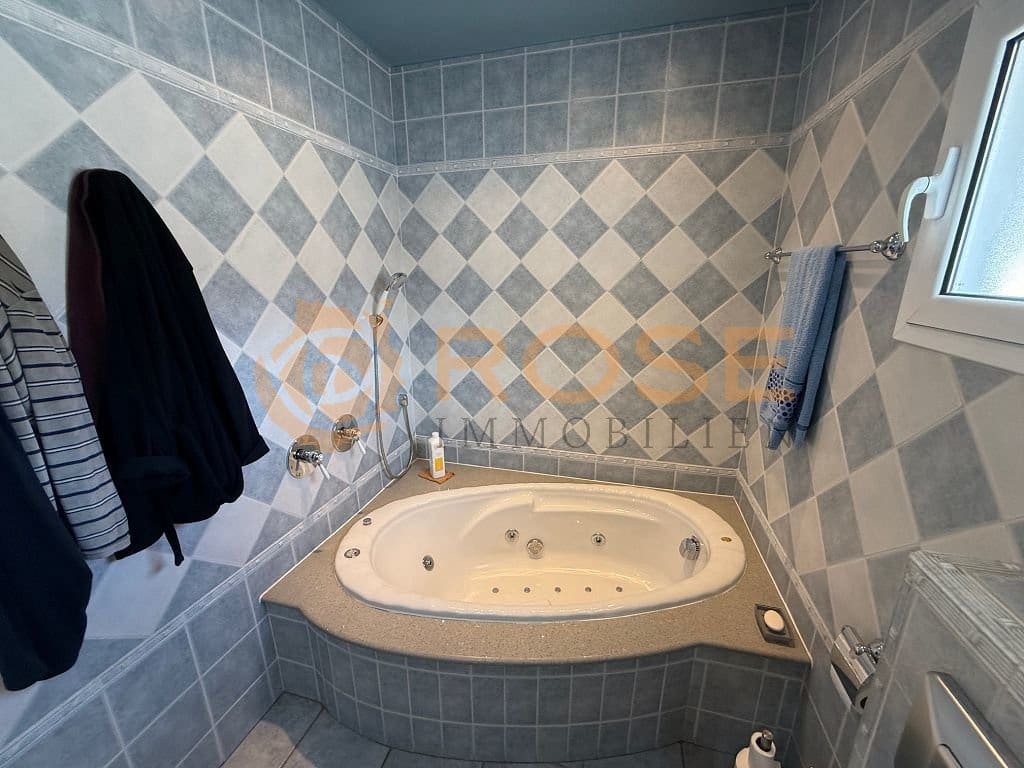 2 soveværelse Bungalow til salg i Playa del Ingles med swimmingpool garage - € 650.000 (Ref: 9782190)