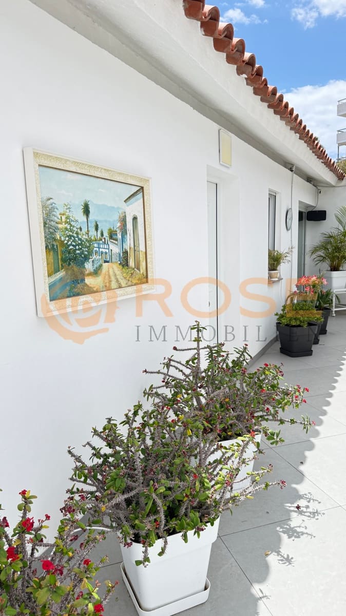 Bungalow de 2 habitaciones en Playa del Inglés en venta - 1.450.000 € (Ref: 9802739)