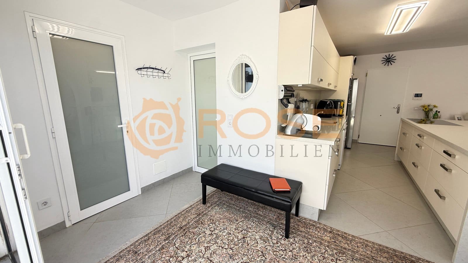 Bungalow de 2 habitaciones en Playa del Inglés en venta - 1.450.000 € (Ref: 9802739)