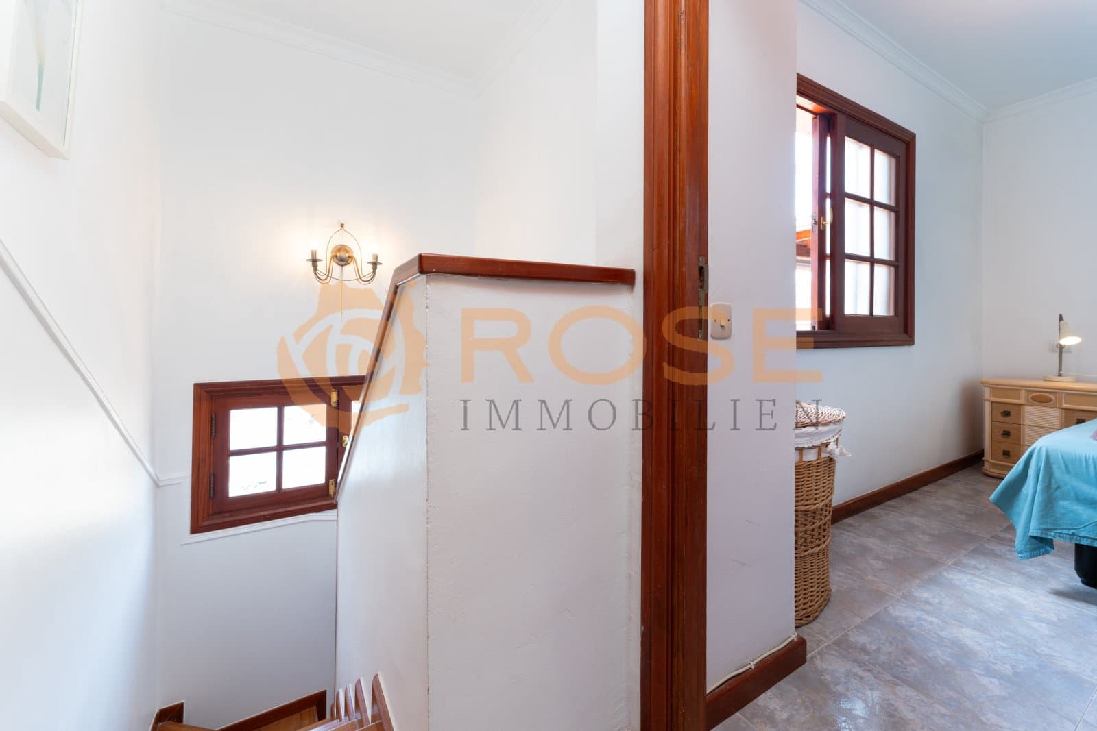 2 slaapkamer Huis te koop in Mogan met zwembad garage - € 835.000 (Ref: 9805504)