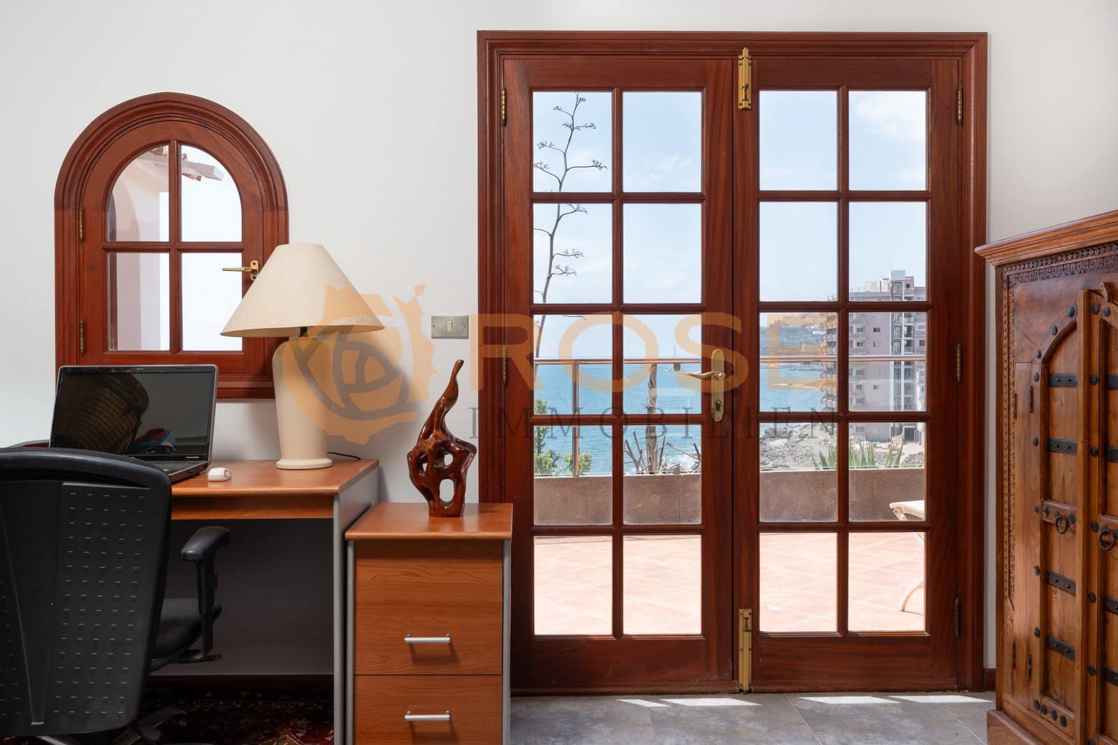 2 slaapkamer Huis te koop in Mogan met zwembad garage - € 835.000 (Ref: 9805504)