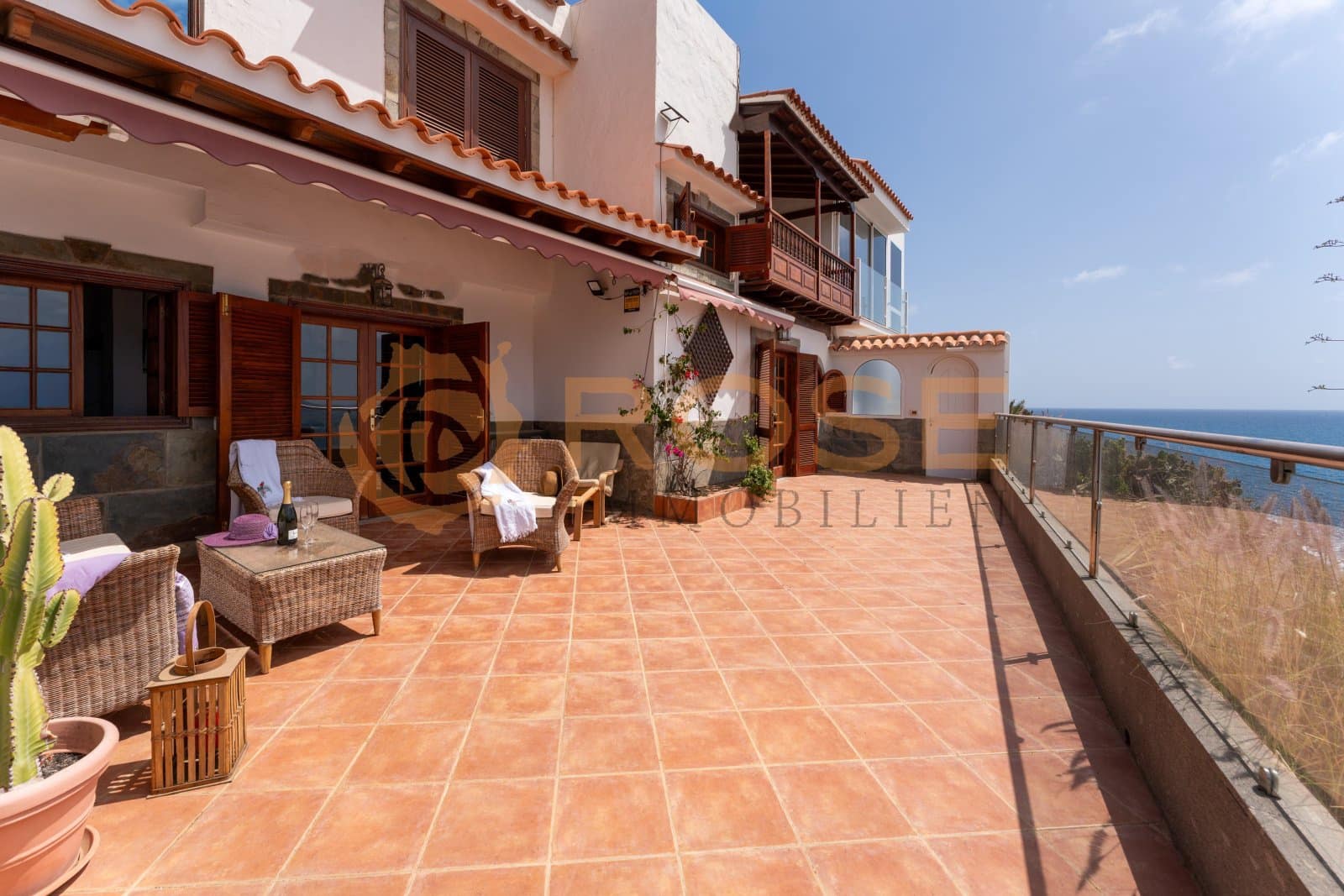 2 slaapkamer Huis te koop in Mogan met zwembad garage - € 835.000 (Ref: 9805504)