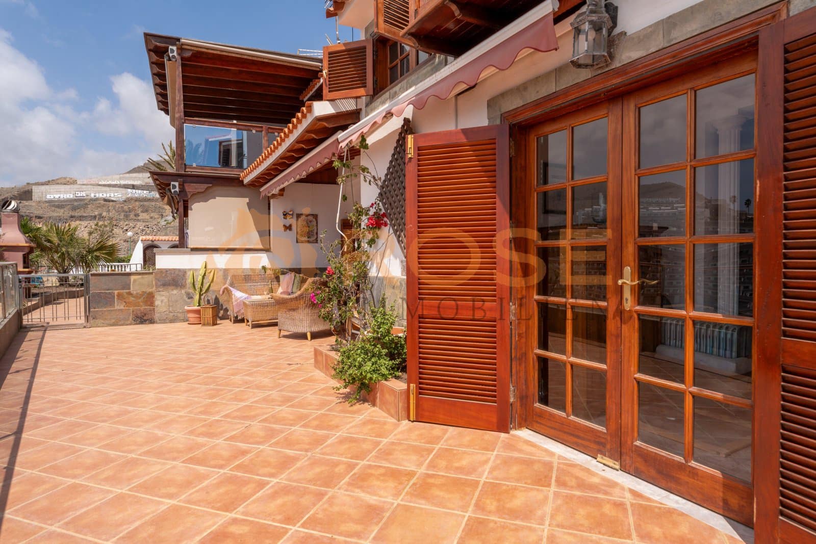 2 slaapkamer Huis te koop in Mogan met zwembad garage - € 835.000 (Ref: 9805504)