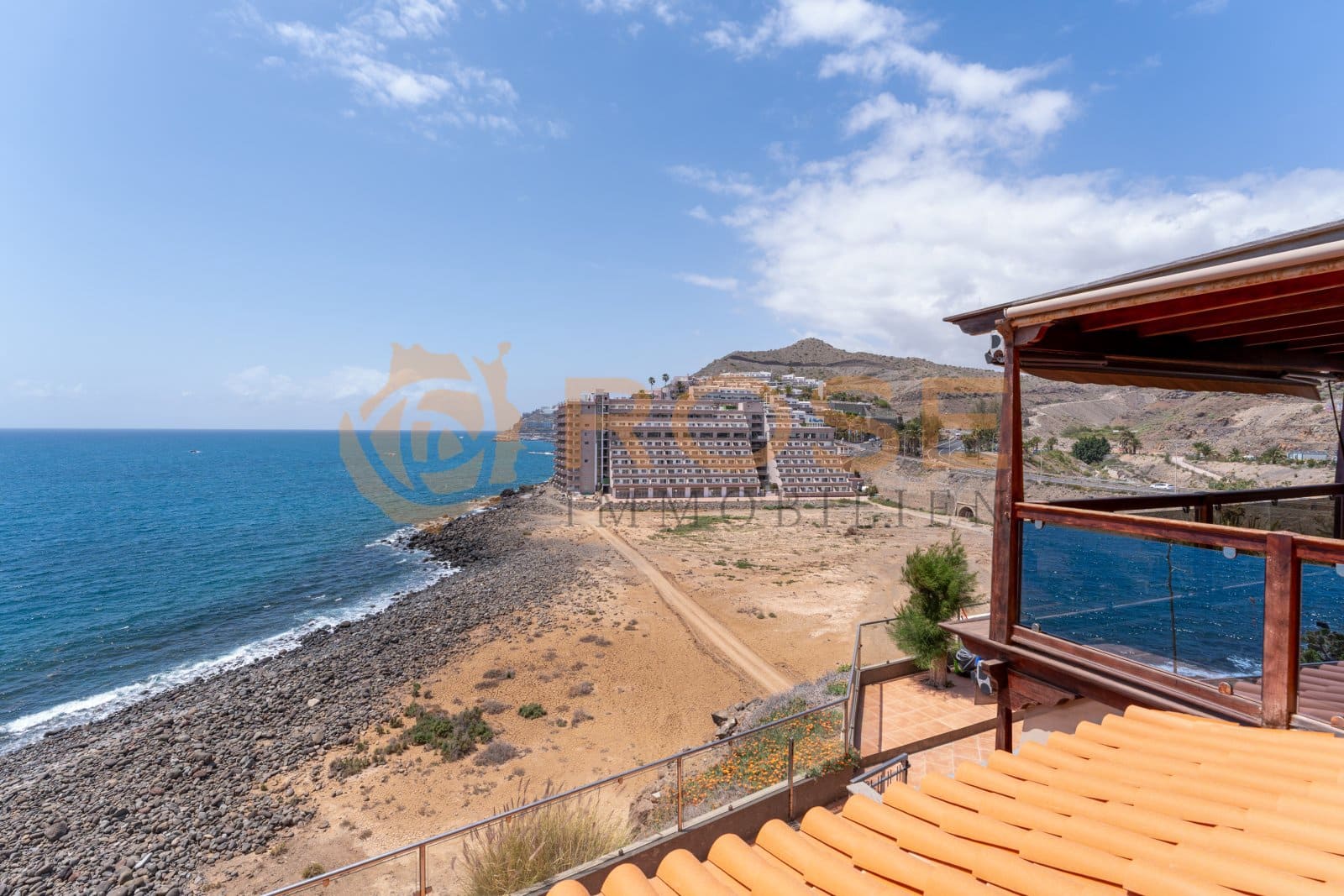 2 slaapkamer Huis te koop in Mogan met zwembad garage - € 835.000 (Ref: 9805504)