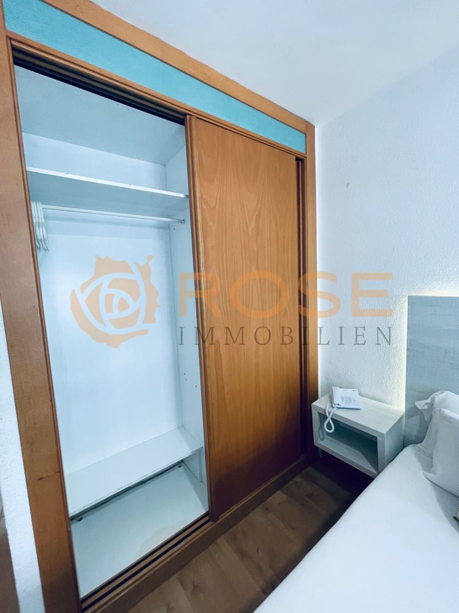 1 sypialnia Studio na sprzedaż w Playa del Ingles z basenem - 140 000 € (Ref: 9805506)