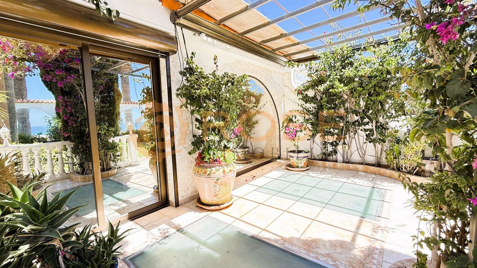 4 soverom Bungalow til salgs i Playa del Ingles med svømmebasseng garasje - € 1 590 000 (Ref: 9869689)