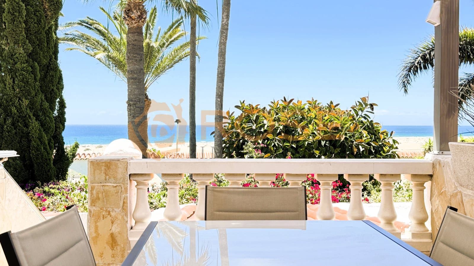 4 soverom Bungalow til salgs i Playa del Ingles med svømmebasseng garasje - € 1 590 000 (Ref: 9869689)