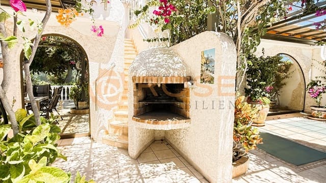 4 soverom Bungalow til salgs i Playa del Inglés, San Bartolomé de Tirajana med svømmebasseng garasje - € 1 590 000 (Ref: 9869689)
