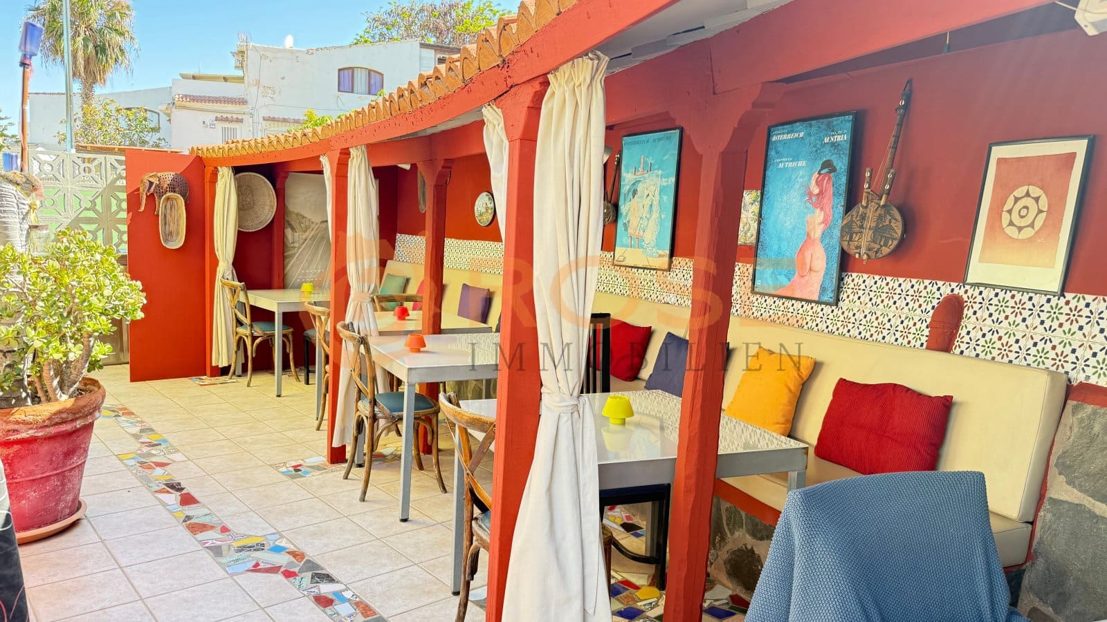 Restaurant/Bar til salg i Maspalomas - € 250.000 (Ref: 9976088)
