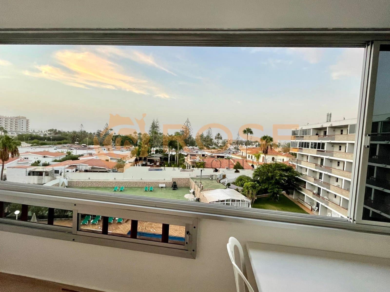 1 soveværelse Lejlighed til salg i Playa del Ingles med swimmingpool - € 297.500 (Ref: 9976089)