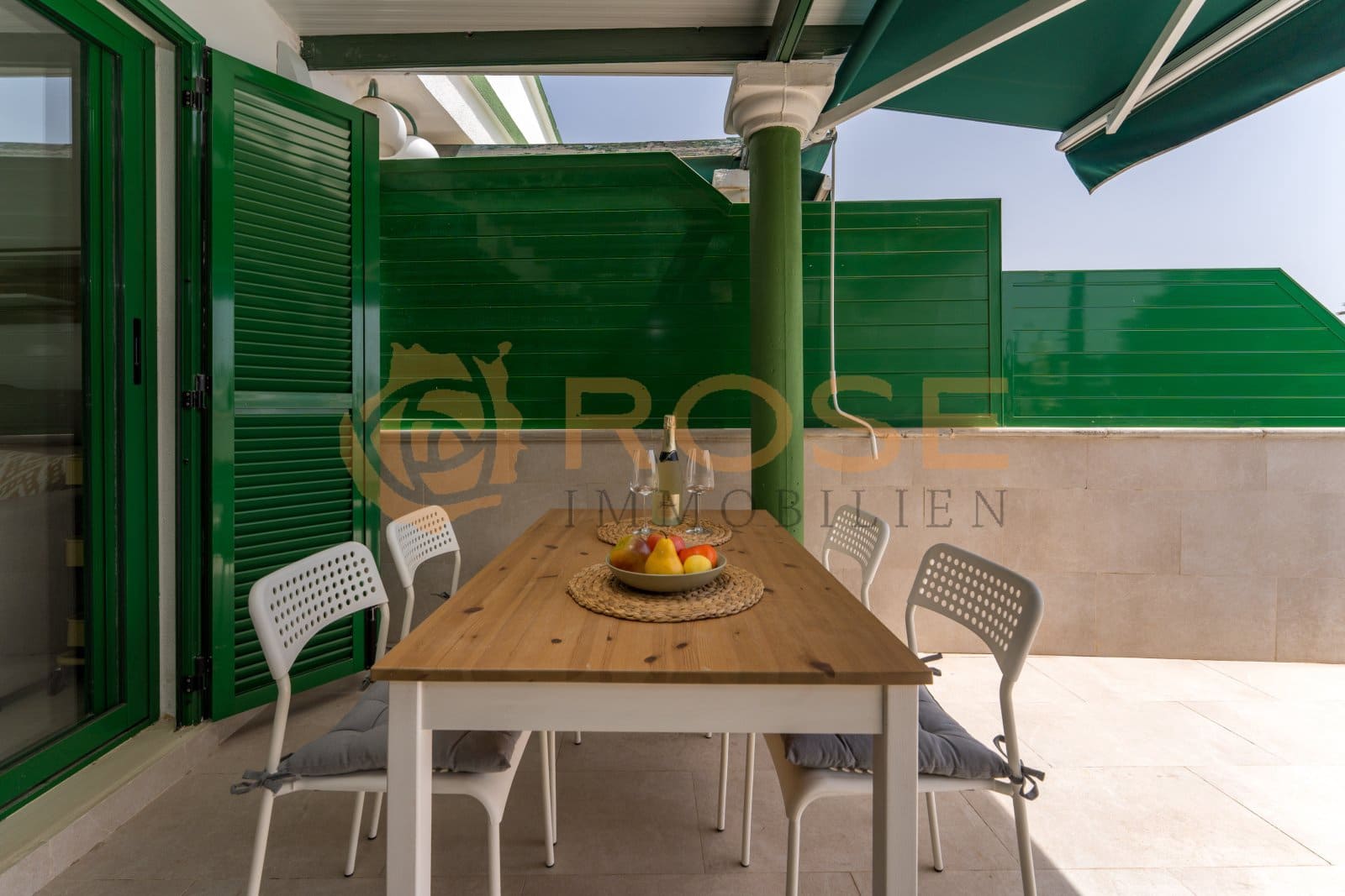2 sypialnia Bungalow na sprzedaż w Maspalomas z basenem garażem - 330 000 € (Ref: 9989929)