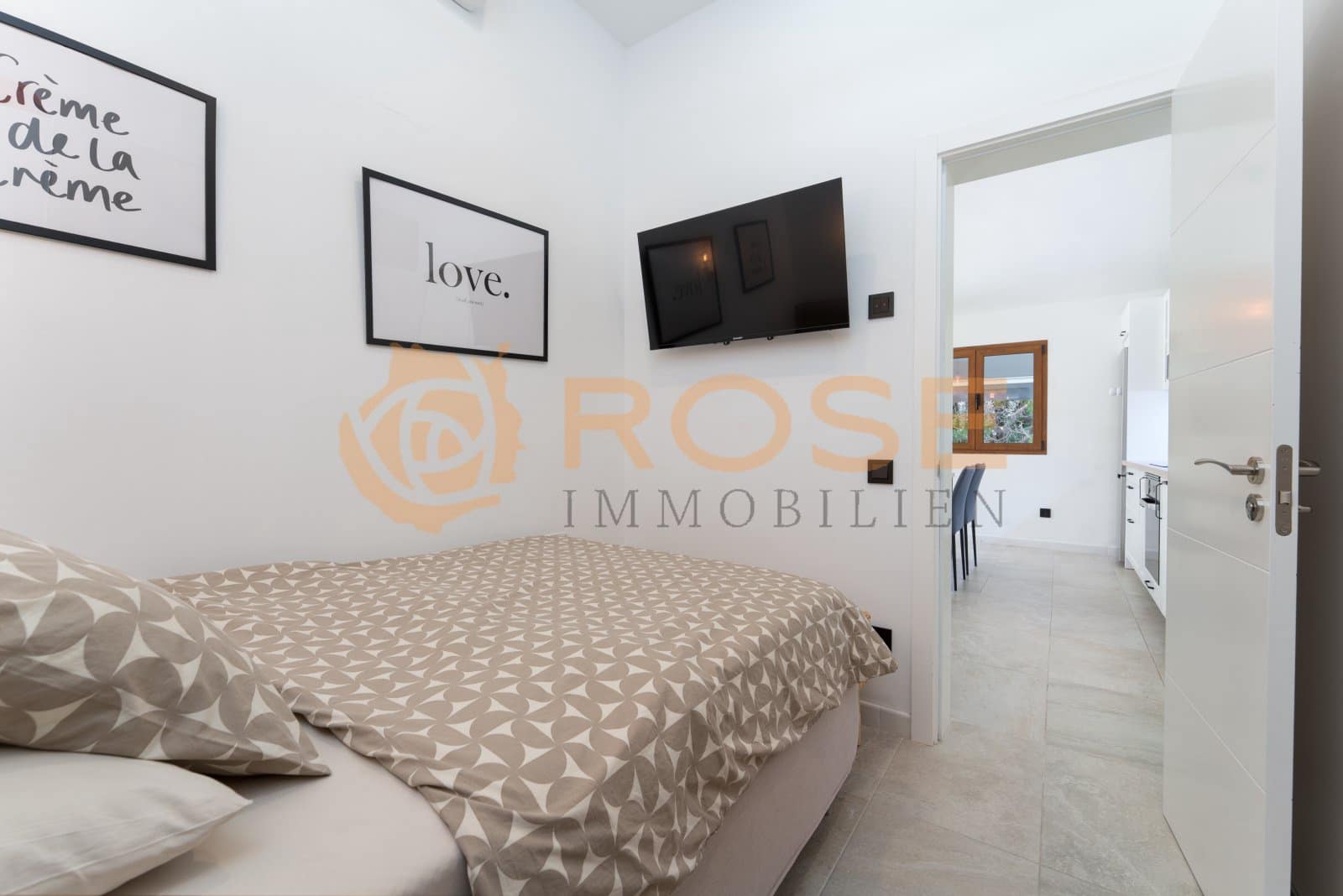 2 bedroom Bungalow for sale in Maspalomas with pool garage - € 495,000 (Ref: 9989930)