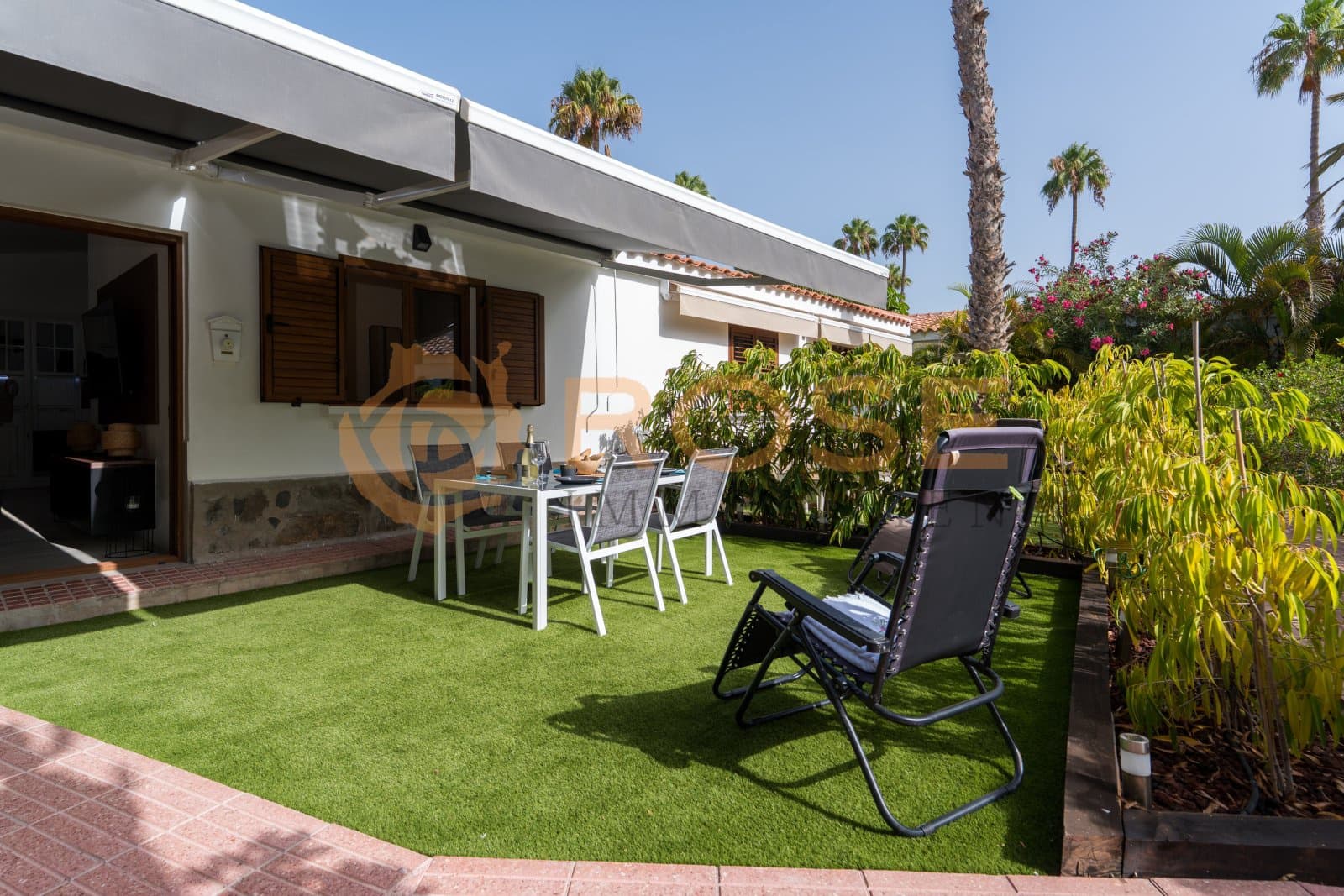 2 bedroom Bungalow for sale in Maspalomas with pool garage - € 495,000 (Ref: 9989930)
