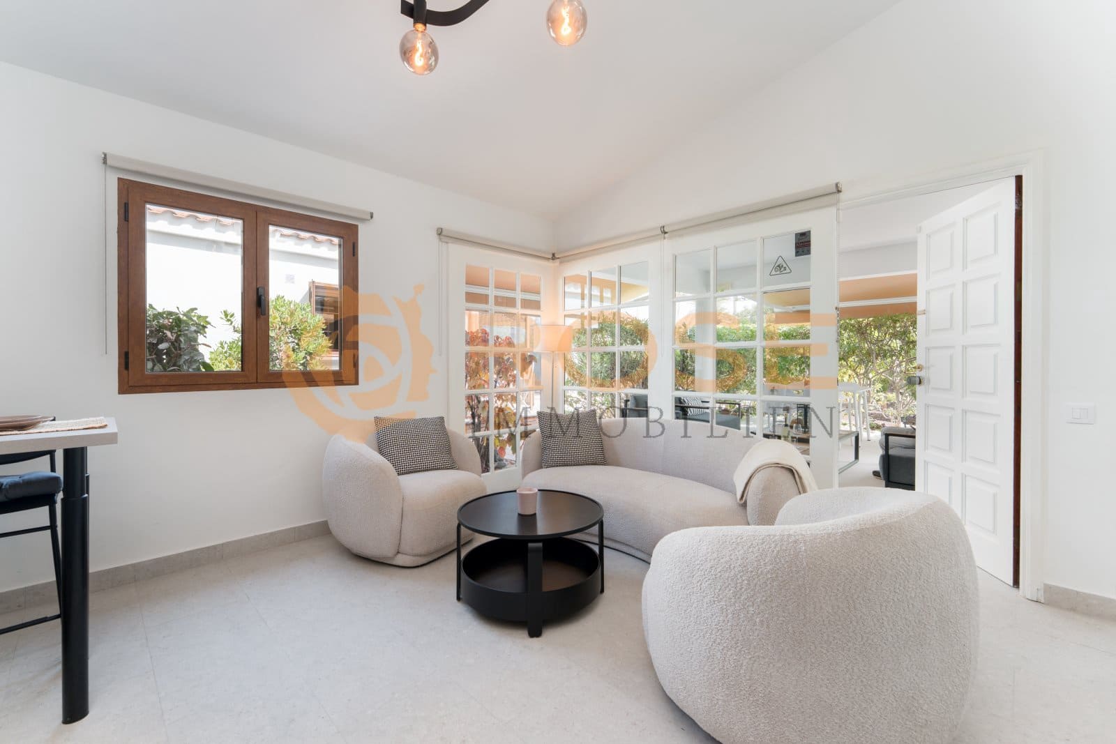 2 bedroom Bungalow for sale in Maspalomas with pool garage - € 475,000 (Ref: 9989931)