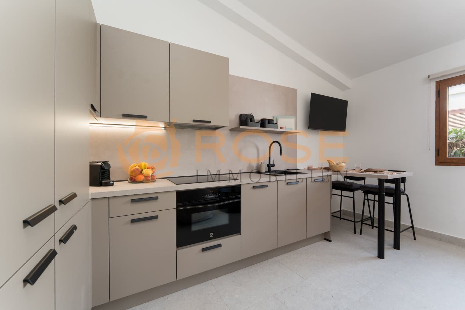 2 bedroom Bungalow for sale in Maspalomas with pool garage - € 475,000 (Ref: 9989931)