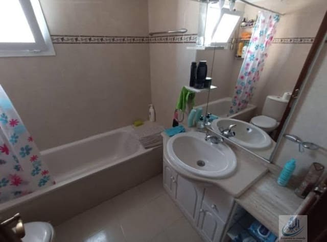 3 bedroom Flat for sale in Centro, Estepona - € 335,000 (Ref: 10121002)