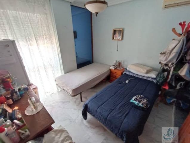 3 bedroom Flat for sale in Centro, Estepona - € 335,000 (Ref: 10121002)
