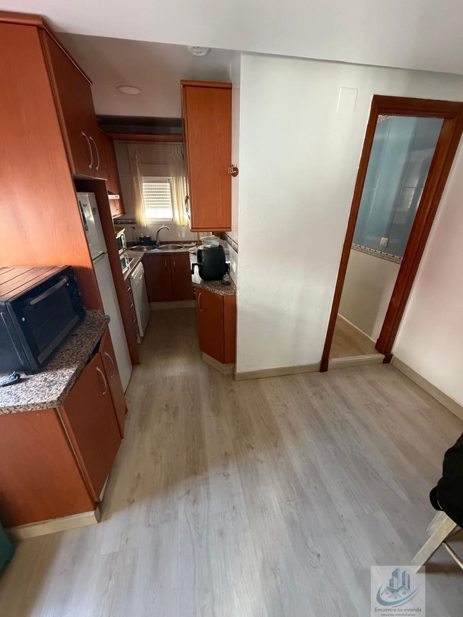 2 quarto Apartamento para venda em Cadis cidade - 240 000 € (Ref: 10141380)