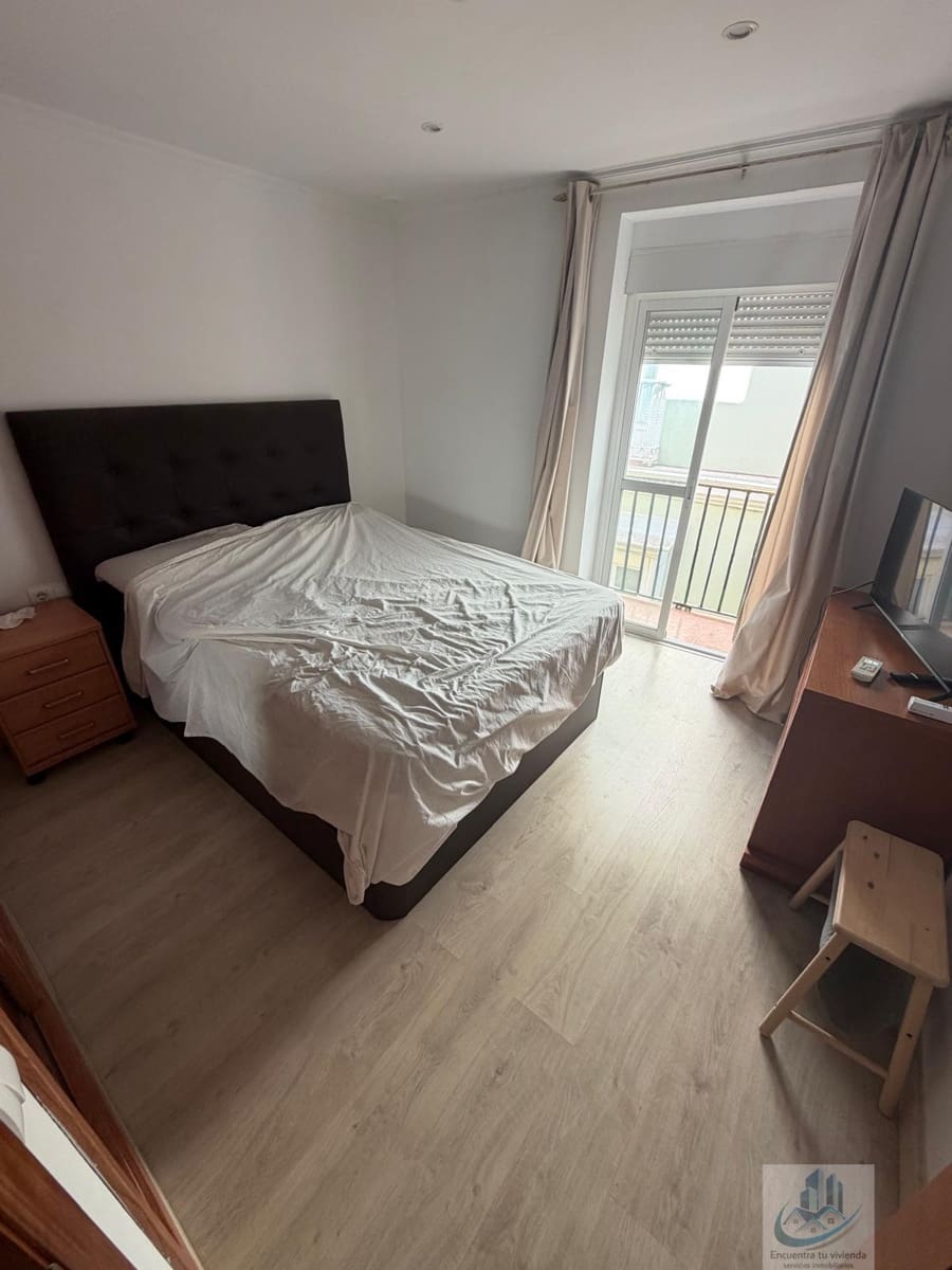 2 quarto Apartamento para venda em Cadis cidade - 240 000 € (Ref: 10141380)
