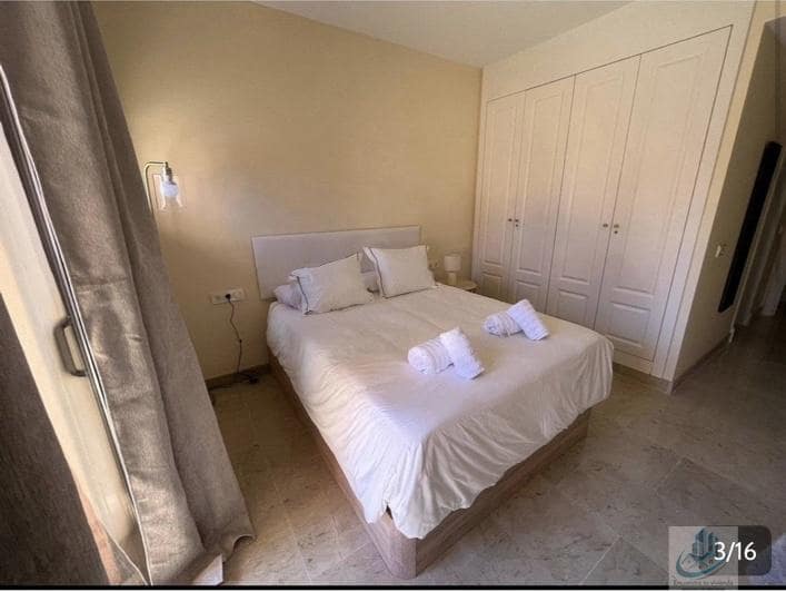 2 soverom Leilighet til salgs i Manilva med svømmebasseng garasje - € 264 000 (Ref: 10141381)