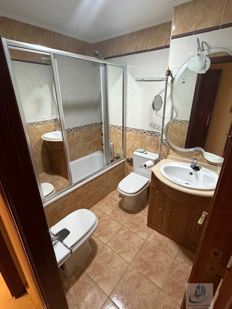 3 soverom Leilighet til salgs i Cadiz by med garasje - € 385 000 (Ref: 10145237)