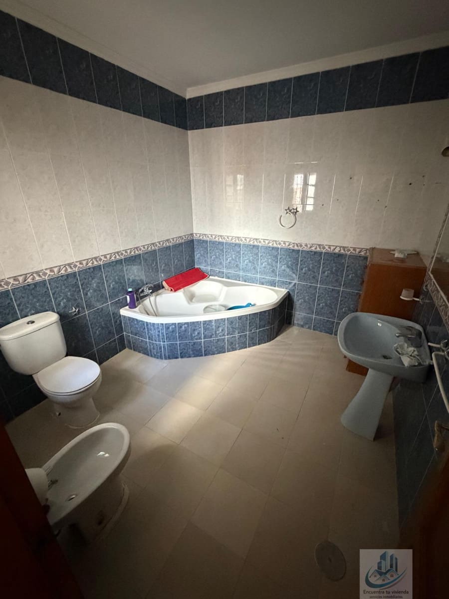 3 chambre Maison de Ville à vendre à Chiclana de la Frontera - 215 000 € (Ref: 10154285)