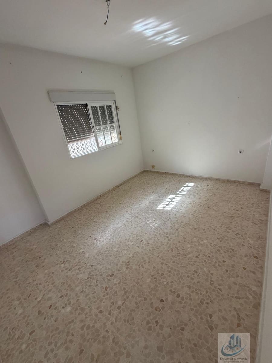 3 chambre Maison de Ville à vendre à Chiclana de la Frontera - 215 000 € (Ref: 10154285)