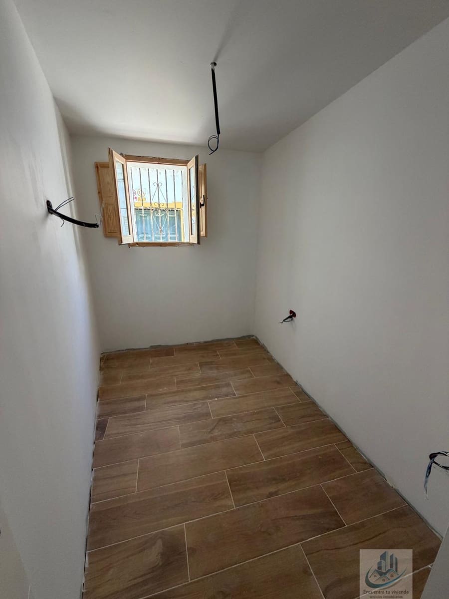 2 quarto Apartamento para venda em San Fernando - 75 000 € (Ref: 10158645)