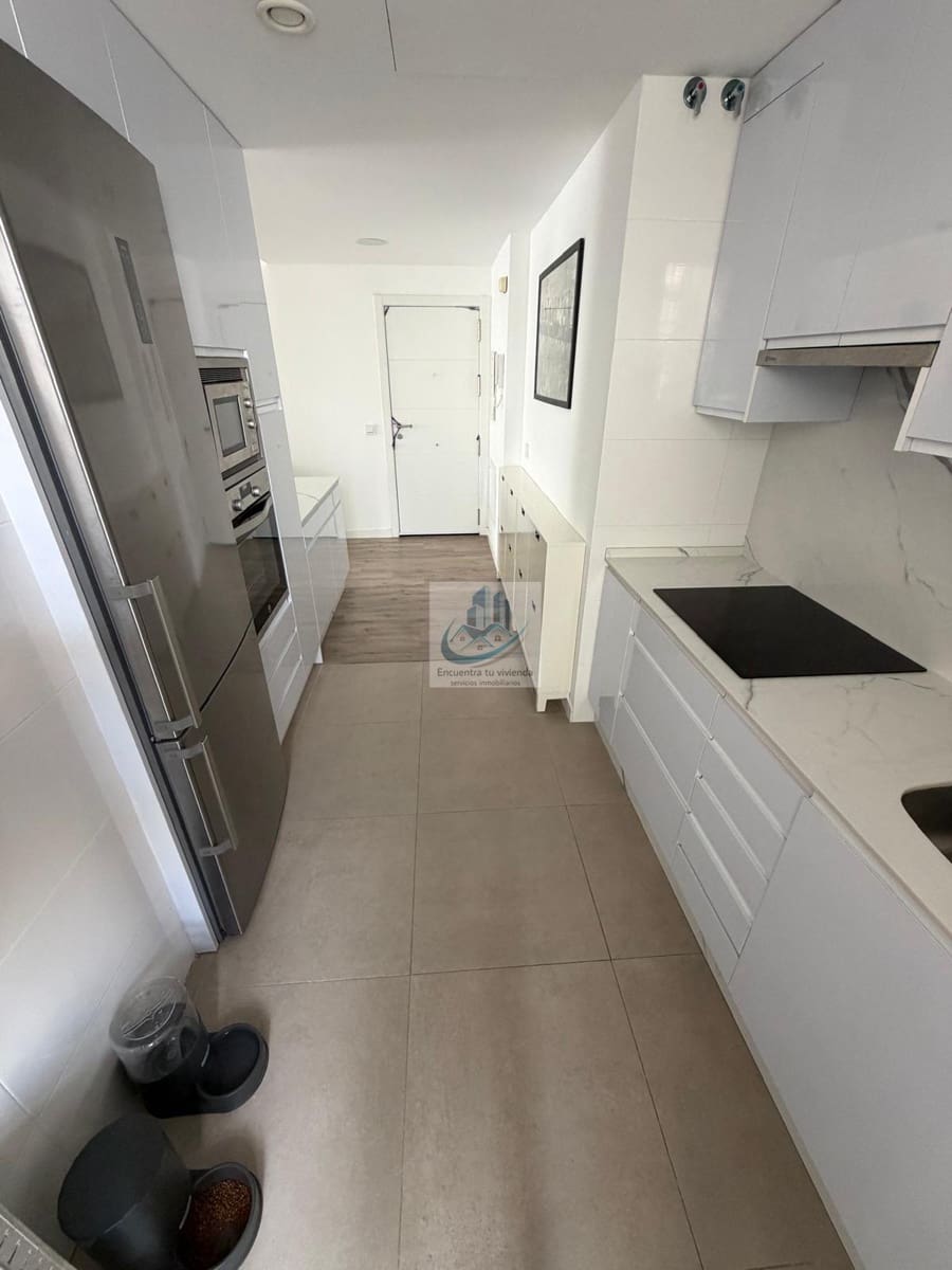 Piso de 3 habitaciones en San Fernando en venta con piscina garaje - 299.000 € (Ref: 10186178)